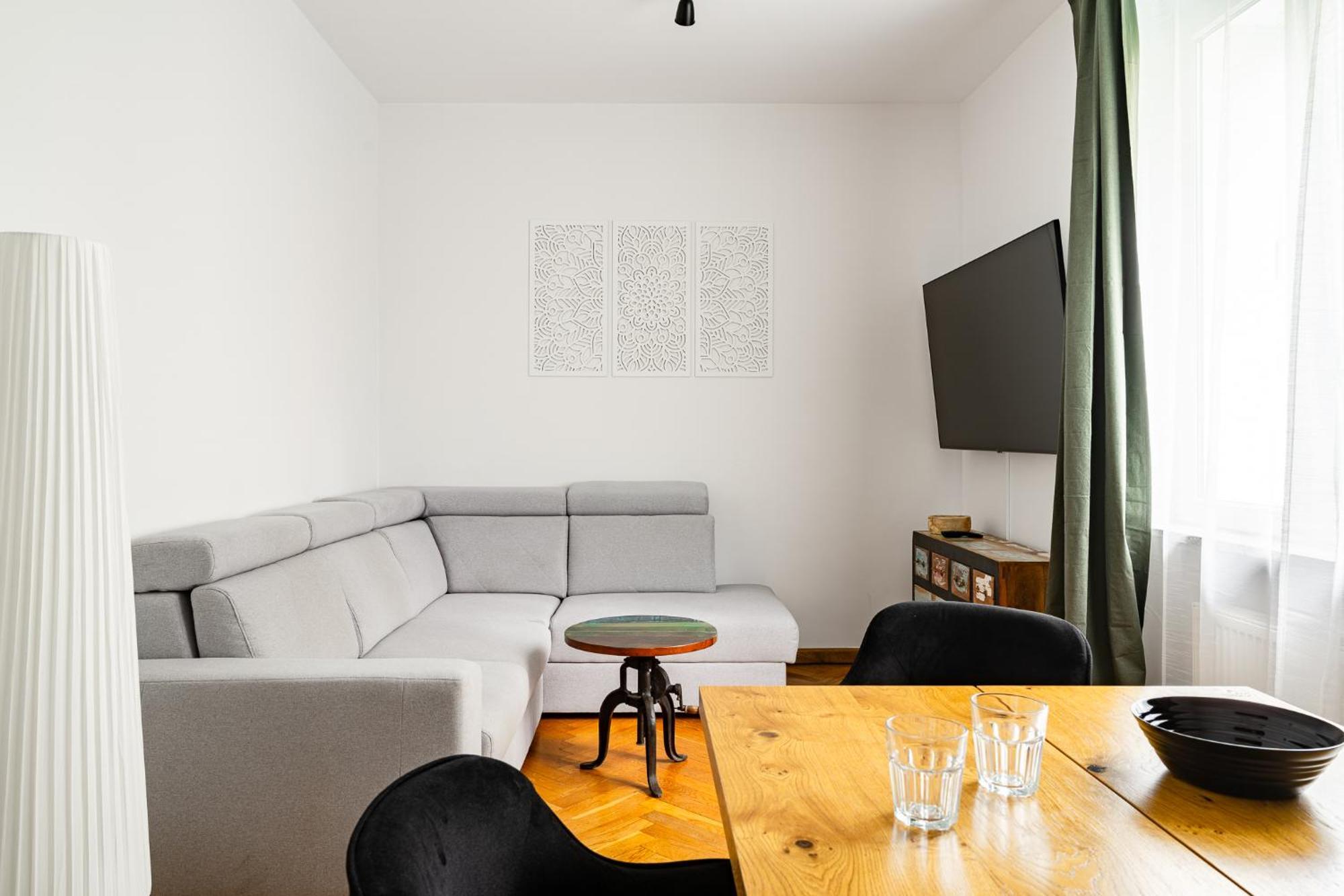Rentplanet - Apartament Grabiszynska Wroclaw Exterior photo